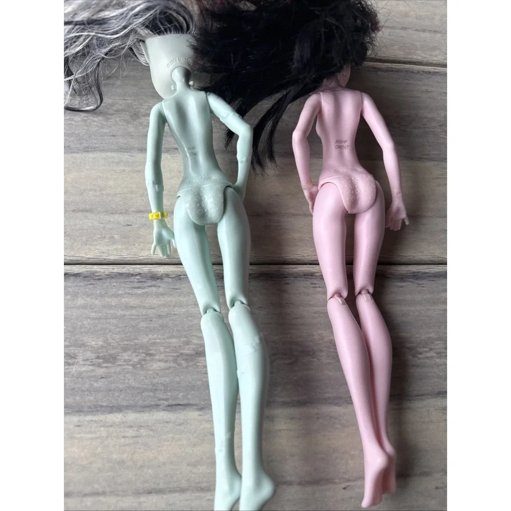 Monster High Doll Draculara And FRANKIE STEIN 2015 Mattel - Nude